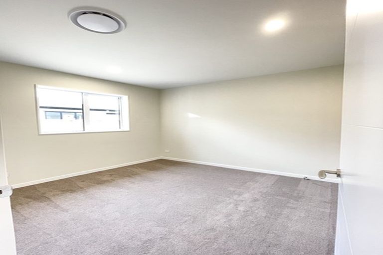 Photo of property in 12 Vintry Drive, Huapai, Kumeu, 0810