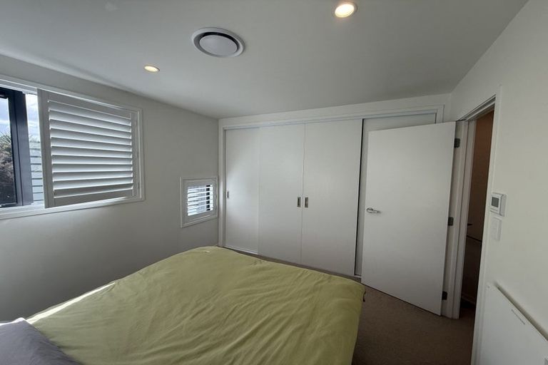 Photo of property in 18 Rara Lane, Manukau, Auckland, 2104