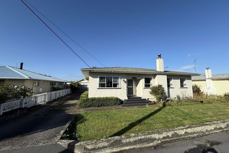 Photo of property in 30 Richmond Road, Carterton, 5713