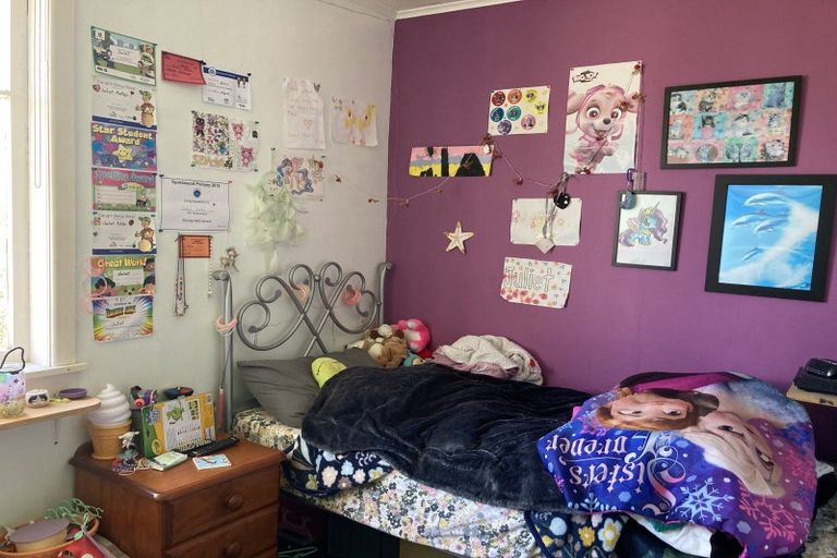 Photo of property in 89 Broadway, Waitara, 4320