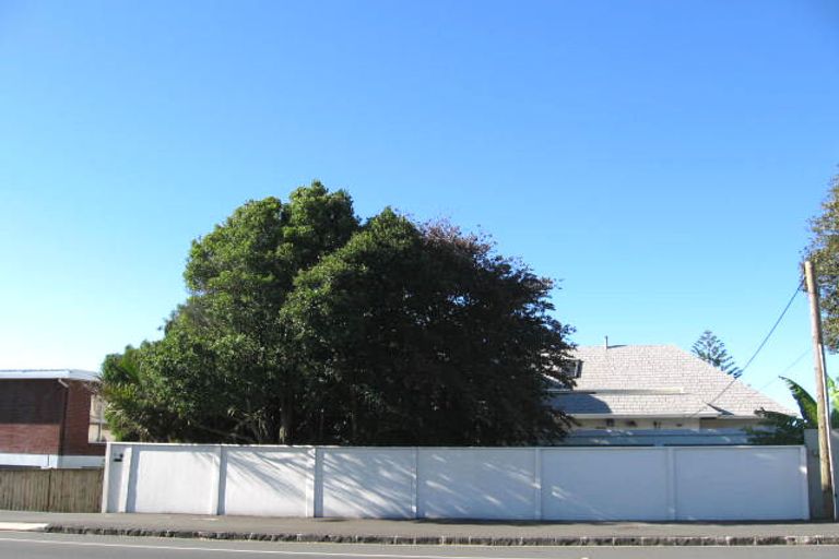 Photo of property in 41 Kitchener Road, Takapuna, Auckland, 0620