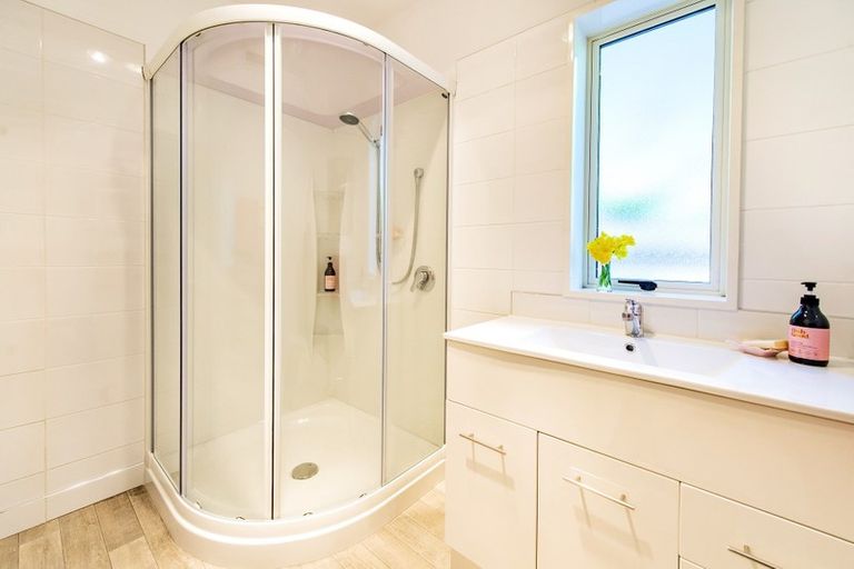 Photo of property in 46 Croziers Road, St Albans, Christchurch, 8052