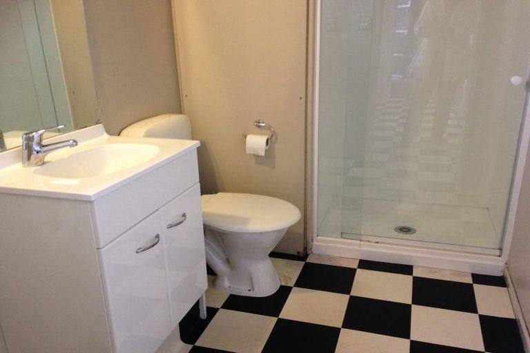 Photo of property in 2/71 Springfield Road, St Albans, Christchurch, 8014