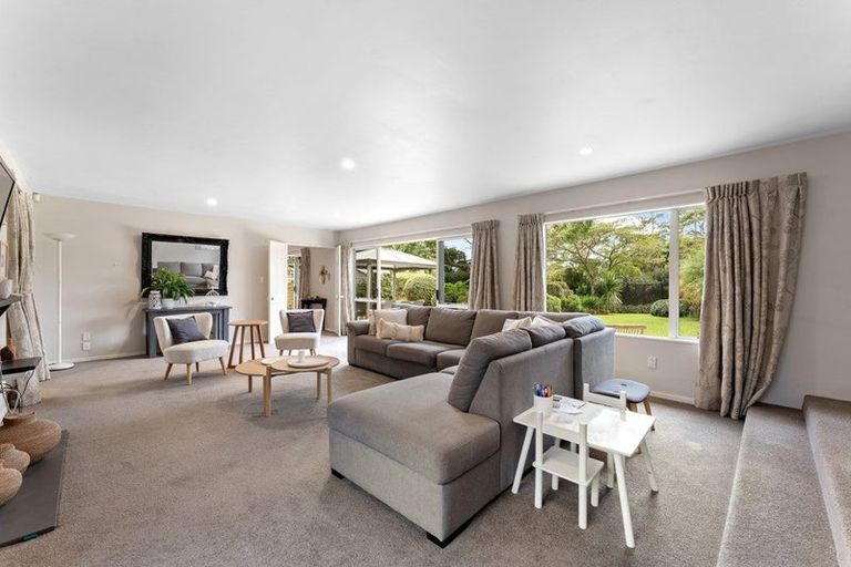 Photo of property in 35 Cloverfields Drive, Waimauku, 0812