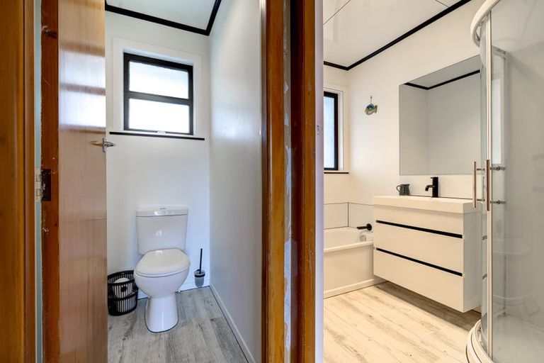 Photo of property in 37 Yvonne Street, Melville, Hamilton, 3206