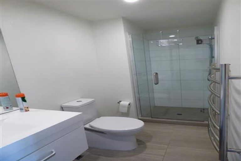 Photo of property in 1303/18 Saint Martins Lane, Grafton, Auckland, 1010