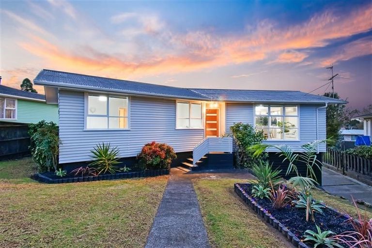 Photo of property in 9 Walden Place, Mangere East, Auckland, 2024