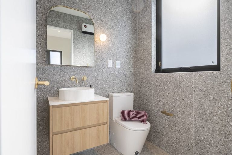 Photo of property in 52 Streamview Way, Long Bay, Auckland, 0630