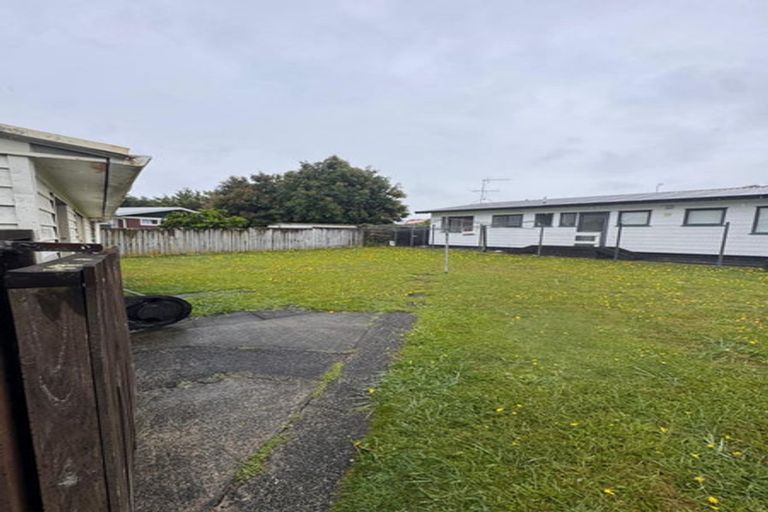 Photo of property in 8 Oregon Place, Papakura, 2110