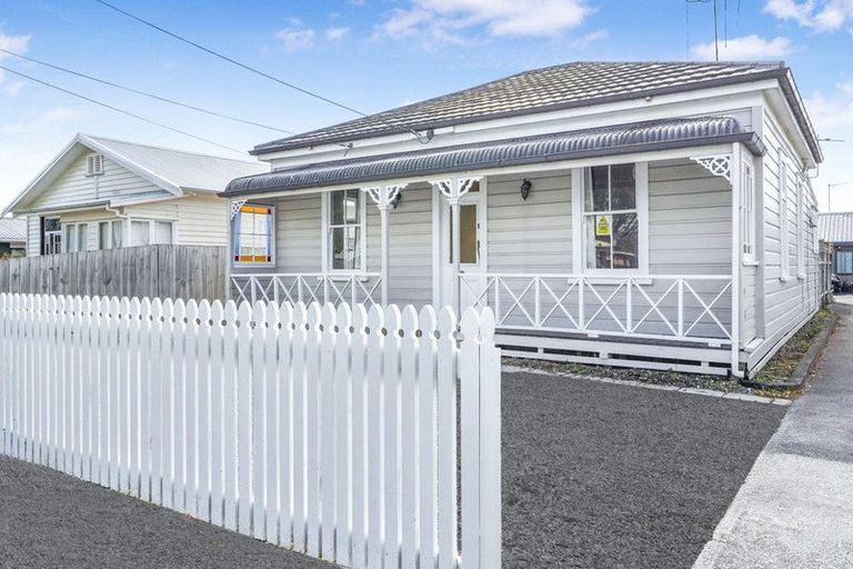 Photo of property in 11 Frances Street, Hamilton East, Hamilton, 3216