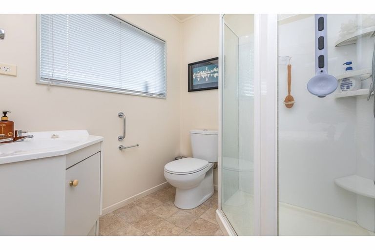 Photo of property in 19 Brookvale Park, Stanmore Bay, Whangaparaoa, 0932