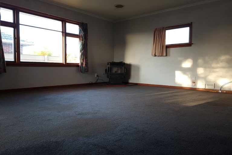 Photo of property in 74 Gilberthorpes Road, Hei Hei, Christchurch, 8042