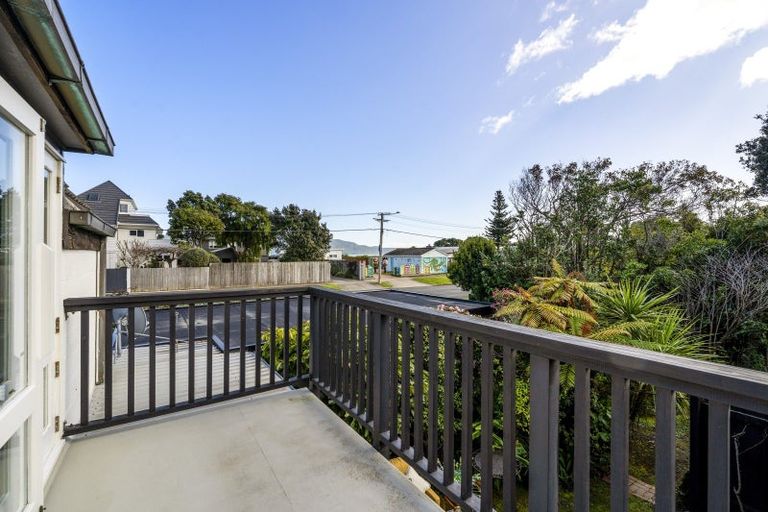 Photo of property in 52 Manly Street, Paraparaumu Beach, Paraparaumu, 5032