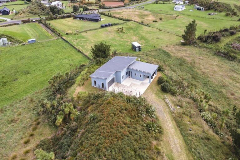 Photo of property in 5 Te Ariki Drive, Waitarere, Levin, 5510