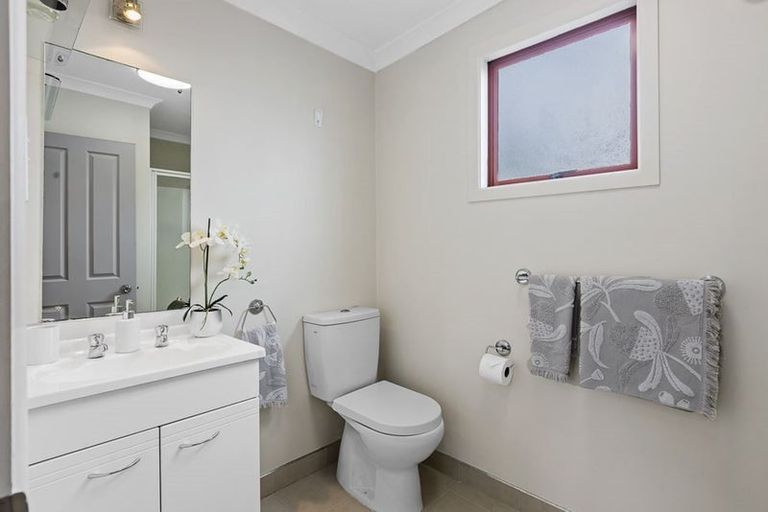 Photo of property in 167 Vipond Road, Stanmore Bay, Whangaparaoa, 0932