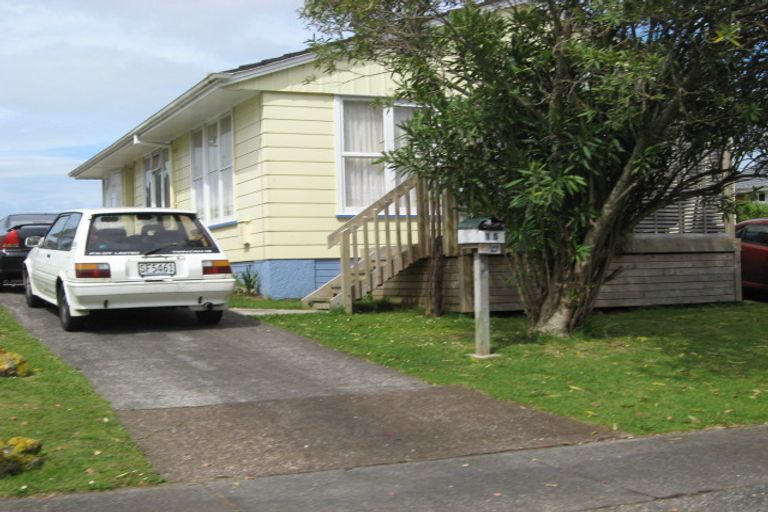 Photo of property in 15 Chingford Close, Mangere, Auckland, 2022