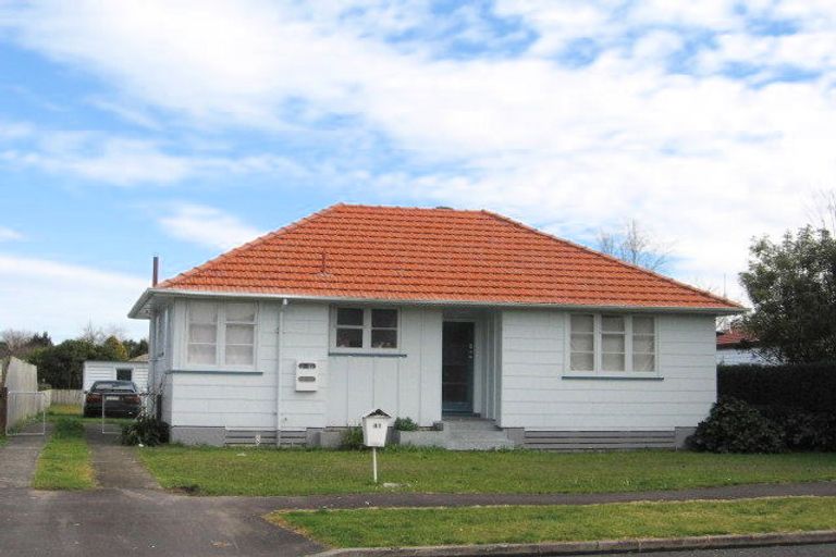 Photo of property in 41 Douglas Crescent, Fairfield, Hamilton, 3214