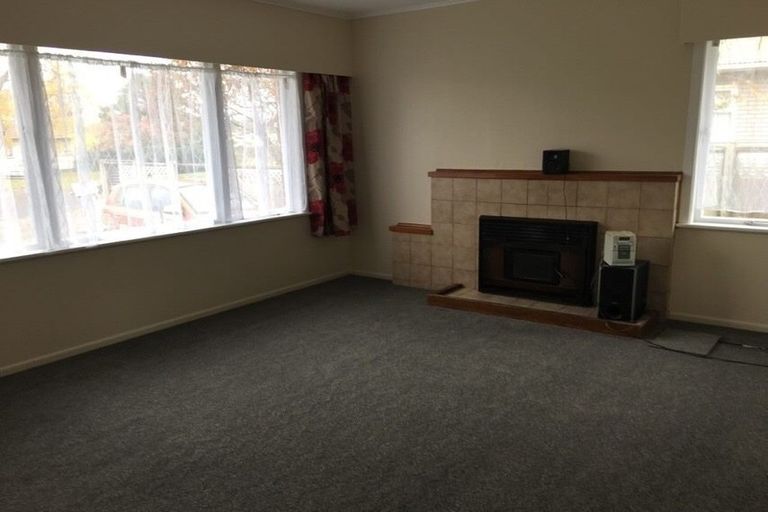 Photo of property in 9 Island View Road, Western Heights, Rotorua, 3015