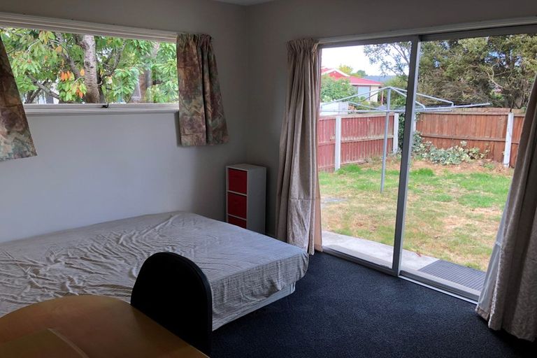 Photo of property in 48 Solway Avenue, Ilam, Christchurch, 8041