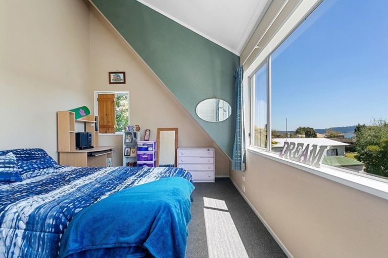 Photo of property in 2 Newberry Place, Richmond Heights, Taupo, 3330