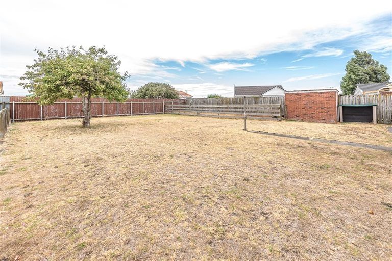 Photo of property in 63 Selwyn Crescent, College Estate, Whanganui, 4500