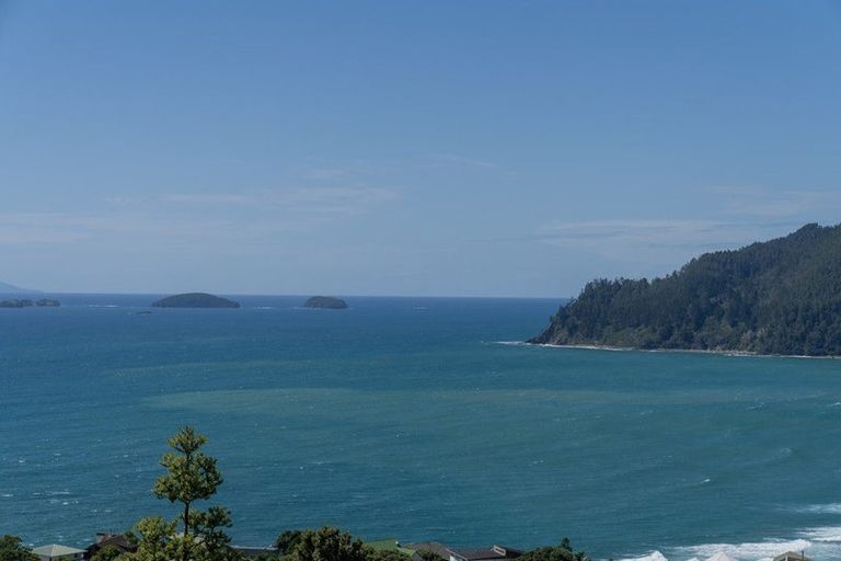 Photo of property in 279 Paku Drive, Tairua, 3508