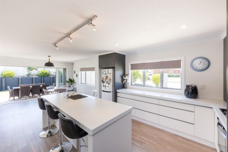 Photo of property in 9 Poplar Grove, Feilding, 4702