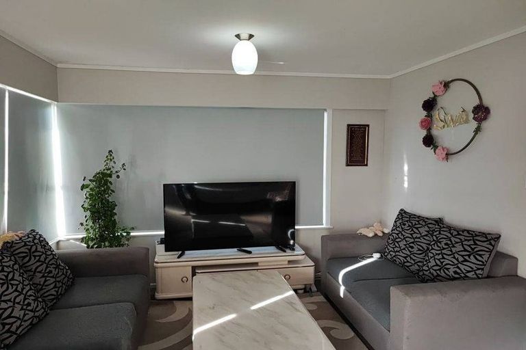 Photo of property in 1/67 Dale Crescent, Pakuranga, Auckland, 2010