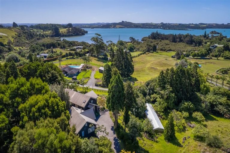 Photo of property in 84 Edmonds Road, Kerikeri, 0293