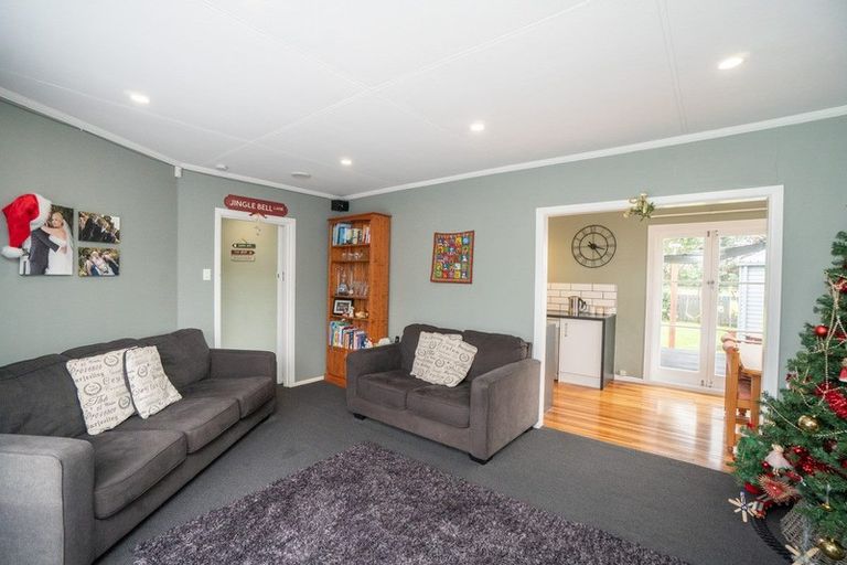 Photo of property in 23 Benmore Avenue, Cloverlea, Palmerston North, 4412