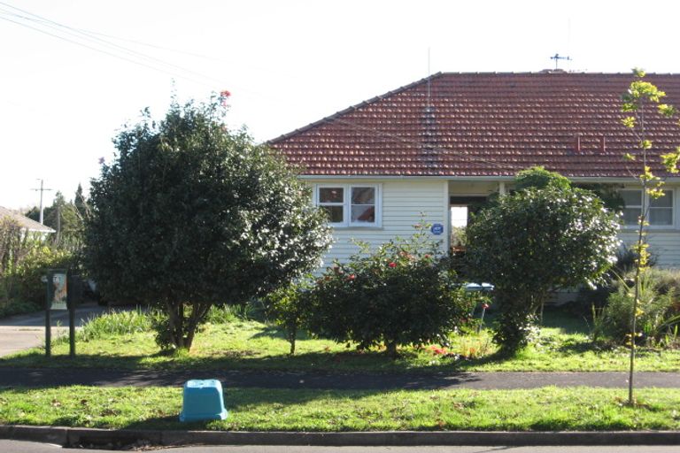 Photo of property in 71 Alfred Street, Fairfield, Hamilton, 3214