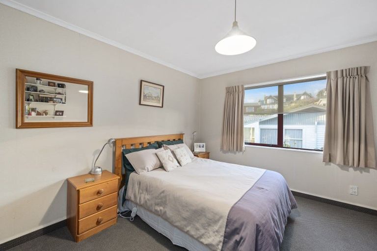 Photo of property in 42 Harvey Street, Waipahihi, Taupo, 3330