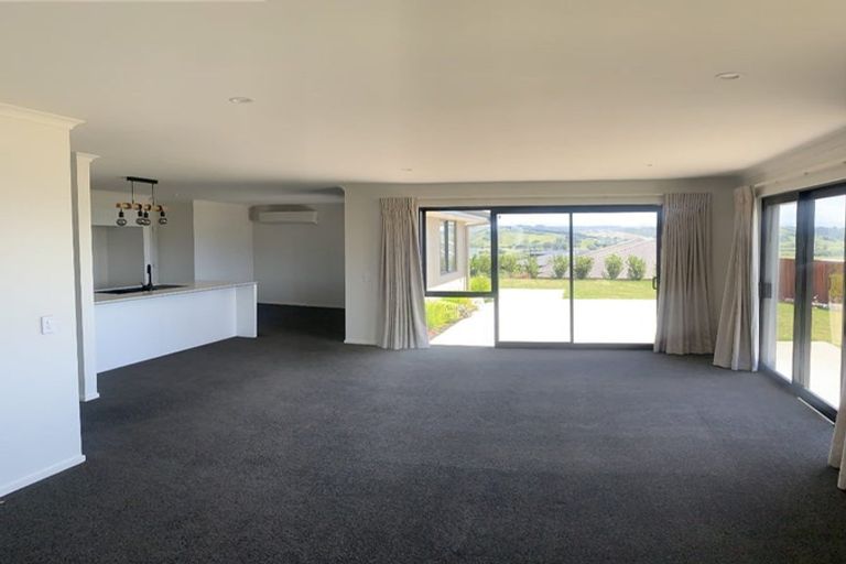 Photo of property in 44 Katania Heights, Brightwater, 7022