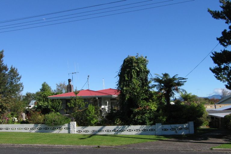 Photo of property in 8 Cambridge Street, Putaruru, 3411