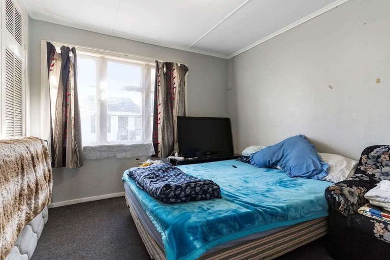 Photo of property in 60 Mckean Avenue, Manurewa, Auckland, 2102
