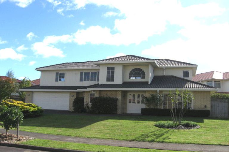 Photo of property in 9 Sandalwood Place, Somerville, Auckland, 2014