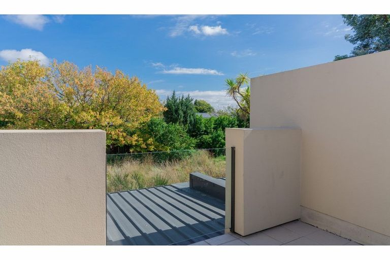 Photo of property in 144b Blenheim Road, Riccarton, Christchurch, 8041