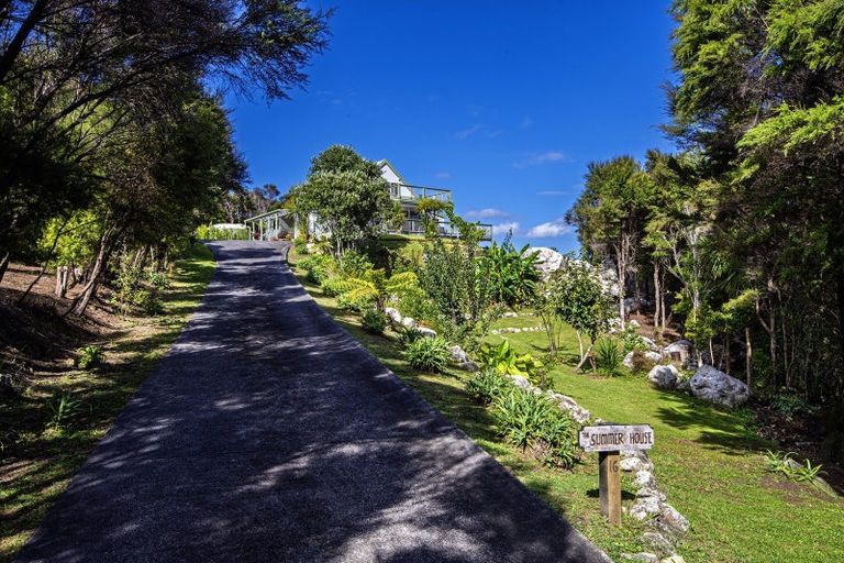 Photo of property in 16 Lichen Grove, Russell, 0272