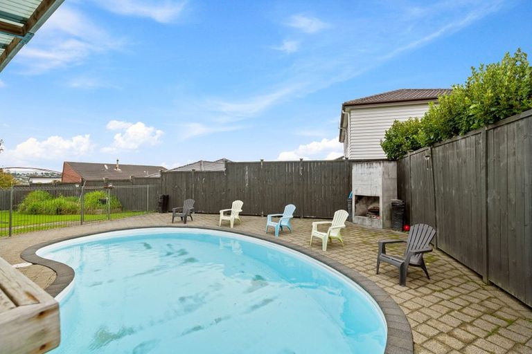 Photo of property in 56 Makora Road, Massey, Auckland, 0614