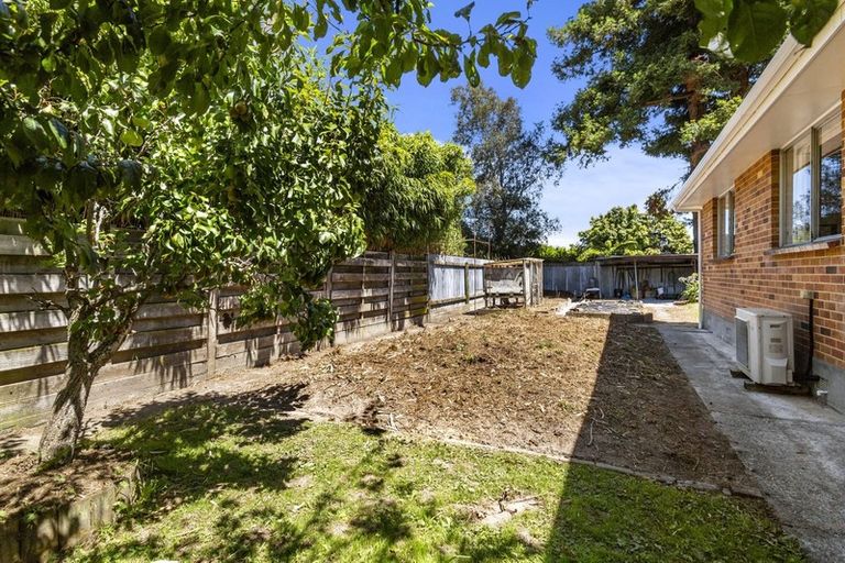 Photo of property in 30 Moeraki Road, Maoribank, Upper Hutt, 5018