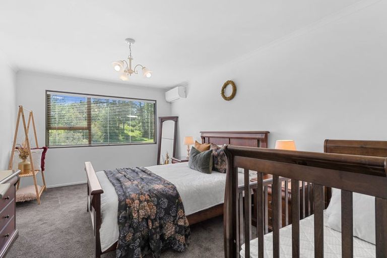 Photo of property in 5 Skelton Crescent, Paparoa, 0571