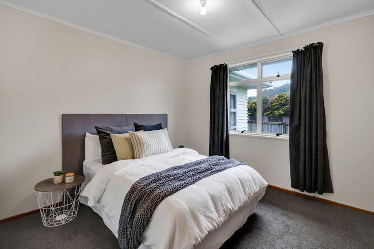 Photo of property in 4 Belair Avenue, Blagdon, New Plymouth, 4310