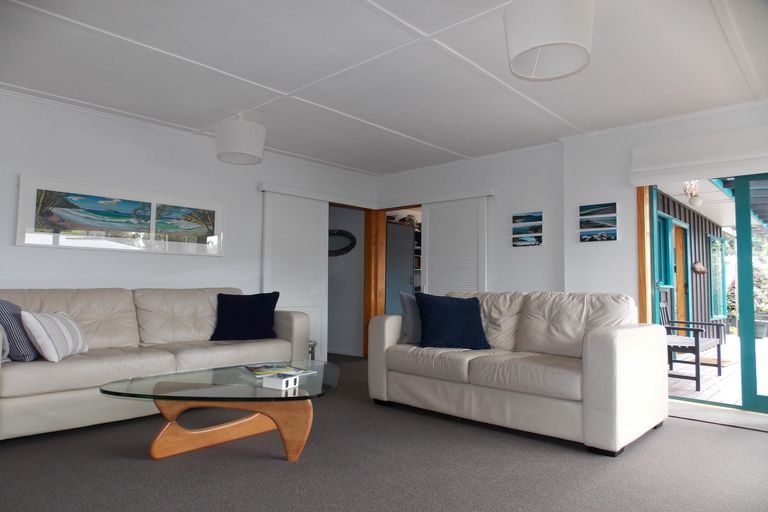 Photo of property in 47 Ocean View Road, Waihi Beach, 3611