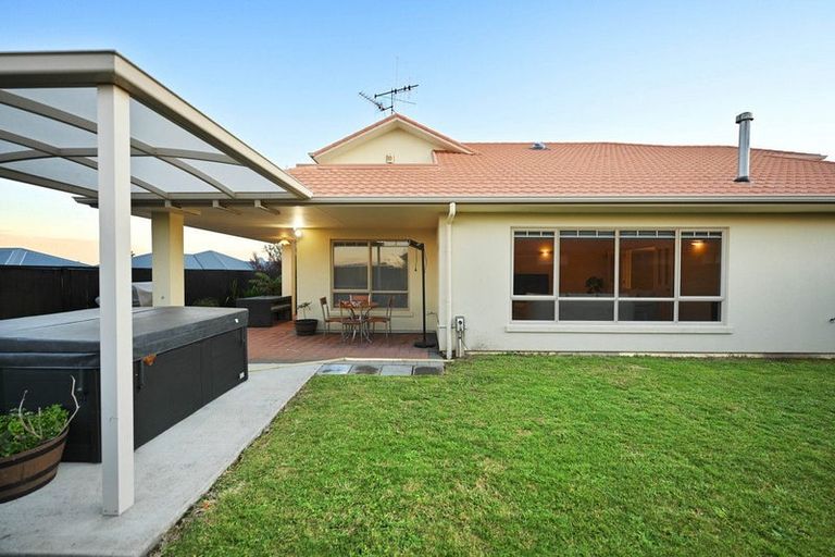 Photo of property in 21 Portobello Way, Huntington, Hamilton, 3210