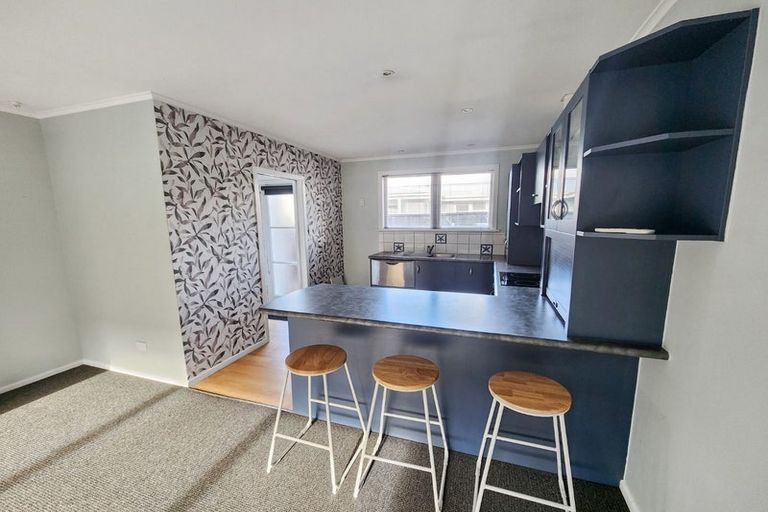 Photo of property in 75 Wai-iti Crescent, Woburn, Lower Hutt, 5010