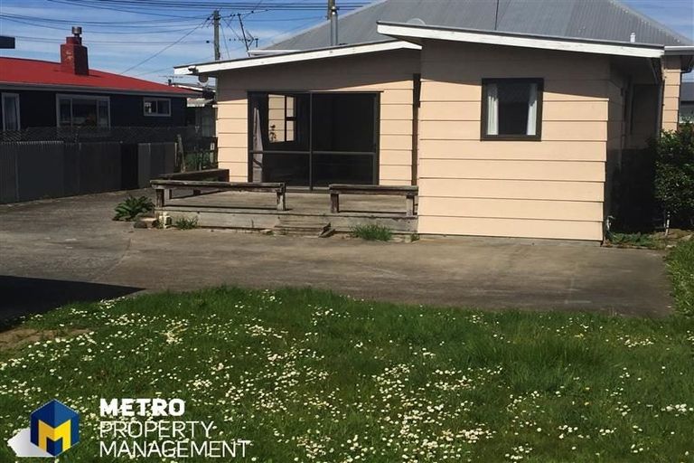 Photo of property in 136 Melbourne Street, South Dunedin, Dunedin, 9012