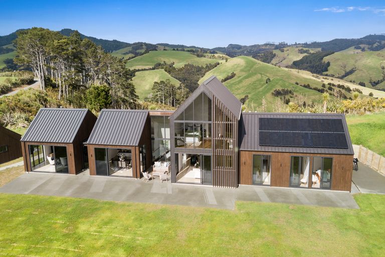 Photo of property in 1612p Pakiri Road, Tomarata, Wellsford, 0972