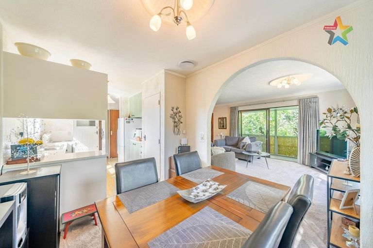 Photo of property in 80 Gemstone Drive, Birchville, Upper Hutt, 5018