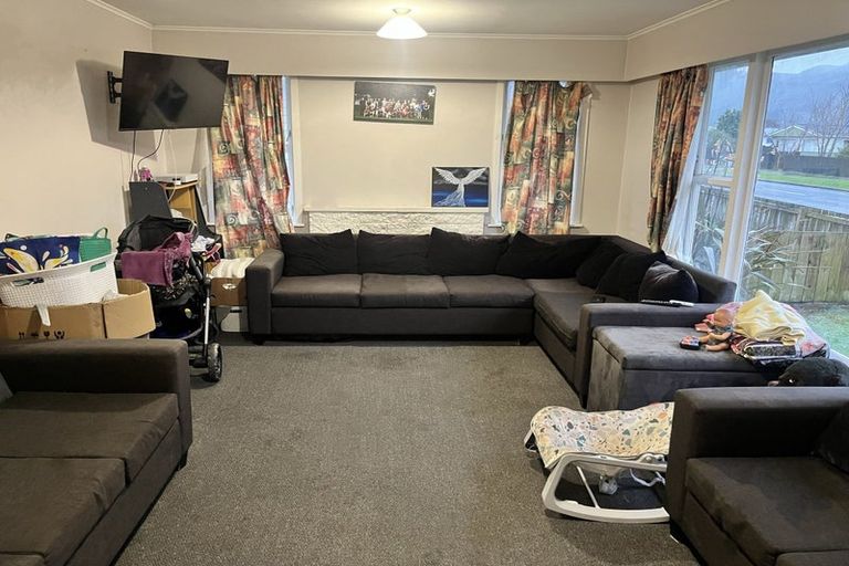 Photo of property in 249 Wellington Road, Wainuiomata, Lower Hutt, 5014