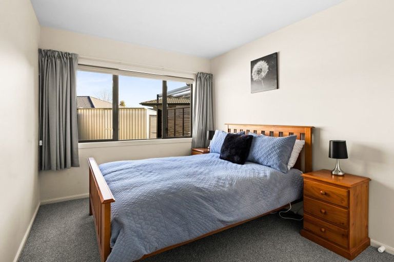 Photo of property in 8 Hanna Place, Havelock North, 4130